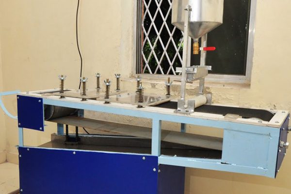 Paper Pencil Rolling Machine